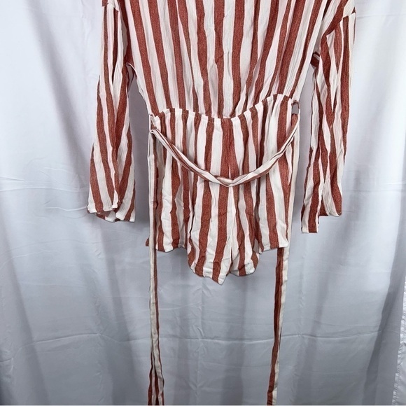 Essue Romper Wrap Front Stripes Quarter Flare Sleeves Tie Belted Waist Keyhole - Picture 10 of 13